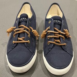 Sperry Women’s Navy and Tan Sneakers
